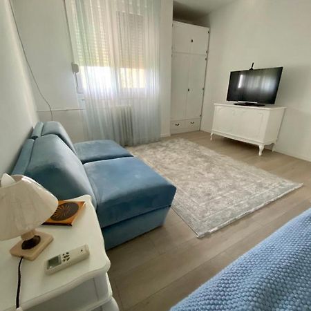 Crystal Rose - Center Apartment 스코페 외부 사진